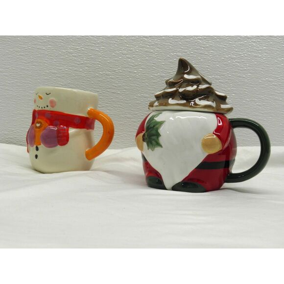 lot of 2 Christmas Coffee Mugs One Has A Top Bay Island And St. Nickolas - Picture 3 of 6
